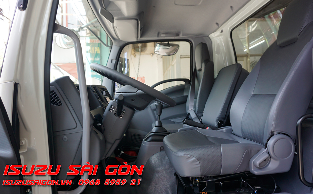 Xe Tải Isuzu 6T5 Mui Bạt Thùng 6m8 7